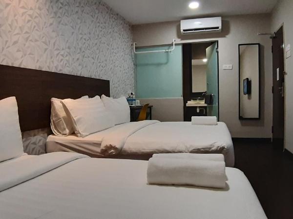 MIICO Hotel @ Mount Austin : photo 4 de la chambre chambre quadruple