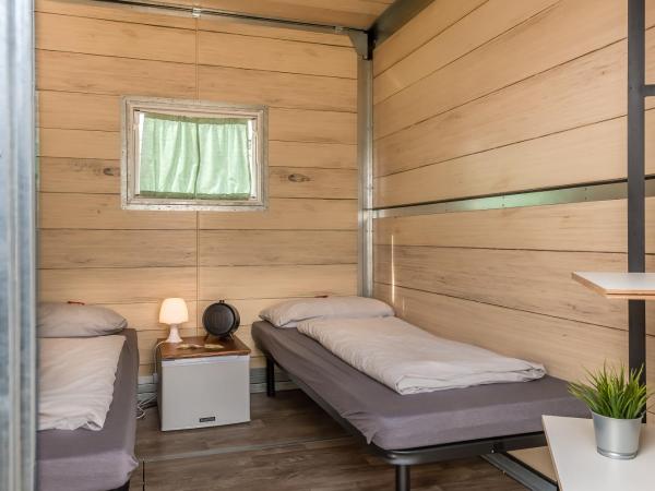 Oktoberfest Wiesn Camp Lodge : photo 4 de la chambre bungalow