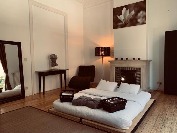 Chic Cocoon Guest House : photo 2 de la chambre chambre double deluxe avec balcon