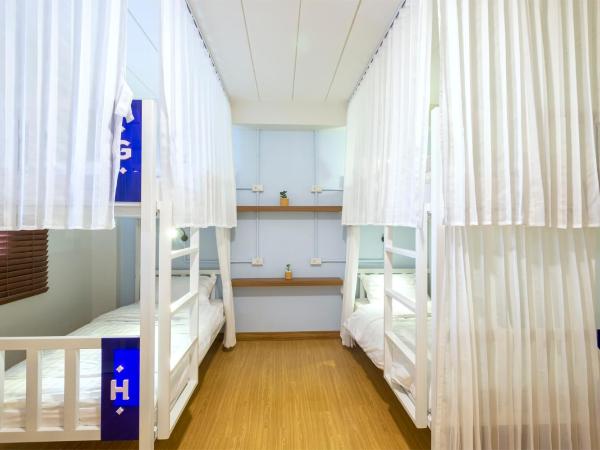 BED Friends Poshtel : photo 3 de la chambre lit dans dortoir pour femmes de 4 lits