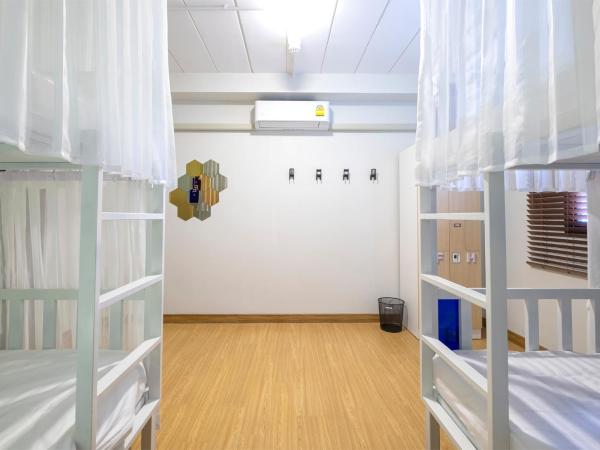 BED Friends Poshtel : photo 3 de la chambre lit dans dortoir mixte de 4 lits