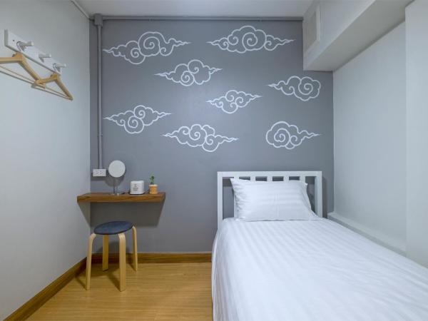 BED Friends Poshtel : photo 4 de la chambre chambre simple avec salle de bains commune