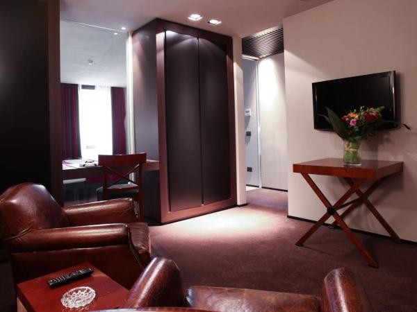 iH Hotels Milano Ambasciatori : photo 1 de la chambre suite