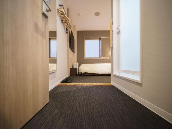 Super Hotel Umeda Higobashi : photo 4 de la chambre chambre simple - non-fumeurs
