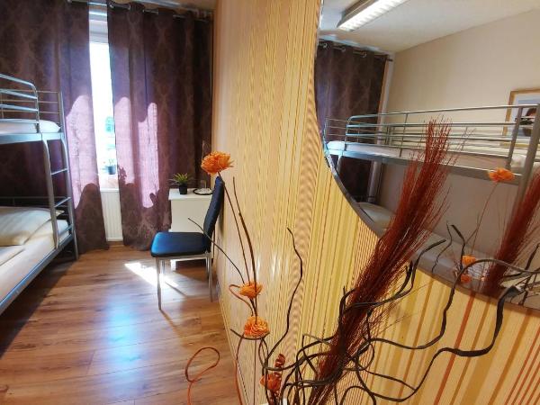 Hotel M68 : photo 2 de la chambre chambre triple