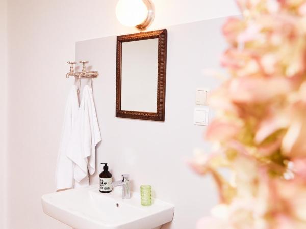 Boutique-Gasthof Ueberfuhr : photo 2 de la chambre chambre simple avec salle de bains commune