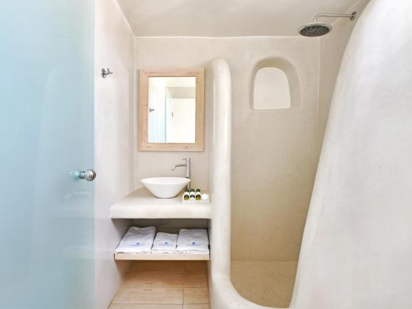 Evgenia Villas & Suites by Calm Collection : photo 8 de la chambre suite junior