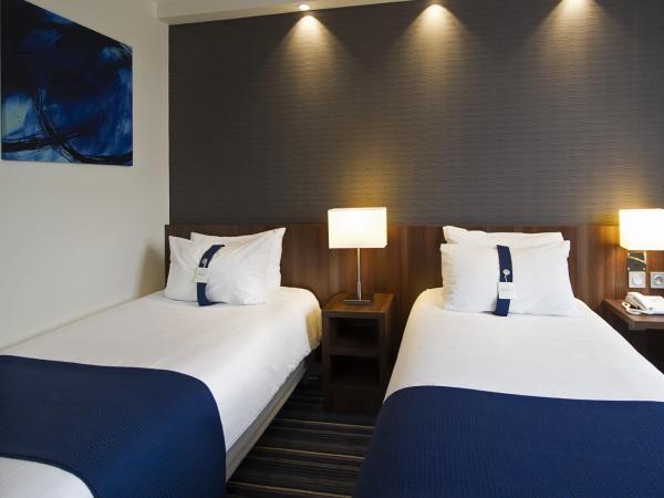 Holiday Inn Express Lille Centre by IHG : photo 5 de la chambre chambre lits jumeaux standard