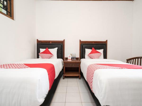 Super OYO 1778 Omah Duwet : photo 4 de la chambre chambre lits jumeaux standard