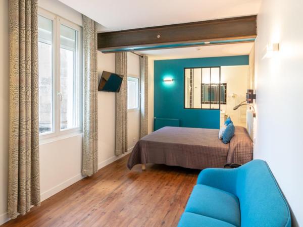 Hotel Regina Bordeaux Gare Saint-Jean : photo 4 de la chambre grande chambre double avec climatisation