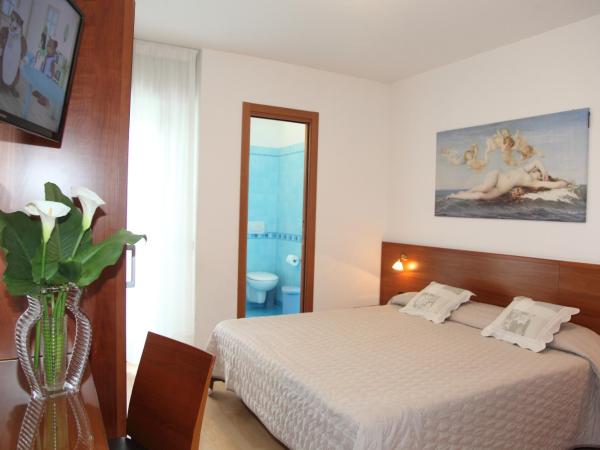 Hotel Gran Venere Beach 3 Superior : photo 1 de la chambre chambre double - accès plage.