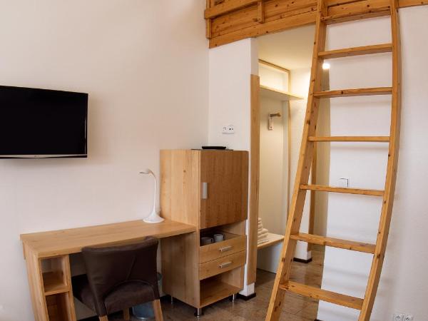 Hotel Sluneční dvůr : photo 2 de la chambre chambre quadruple