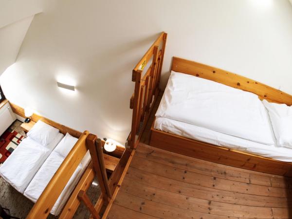 Hotel Sluneční dvůr : photo 4 de la chambre chambre quadruple