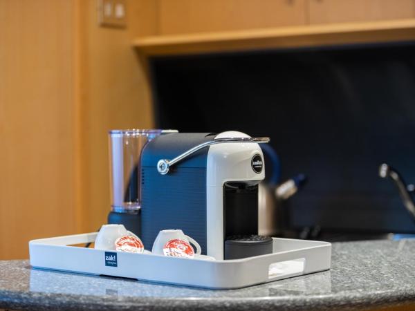 Best Western Plus Executive Hotel and Suites : photo 3 de la chambre chambre supérieure lit queen-size