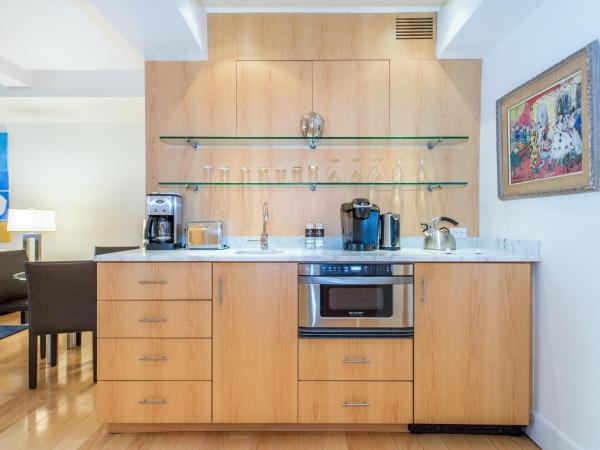 Lombardy Hotel : photo 4 de la chambre appartement avec terrasse