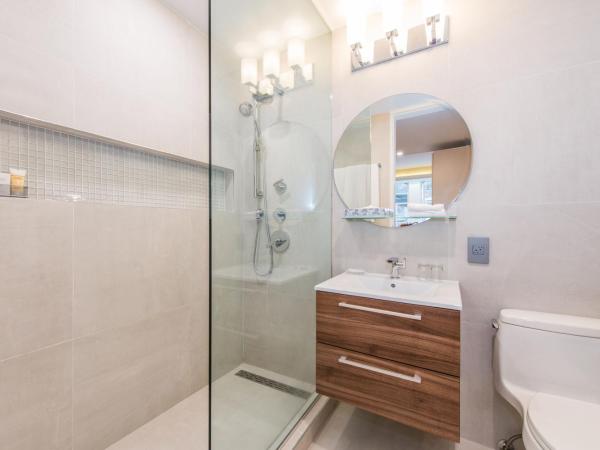 Lombardy Hotel : photo 9 de la chambre chambre lit king-size standard