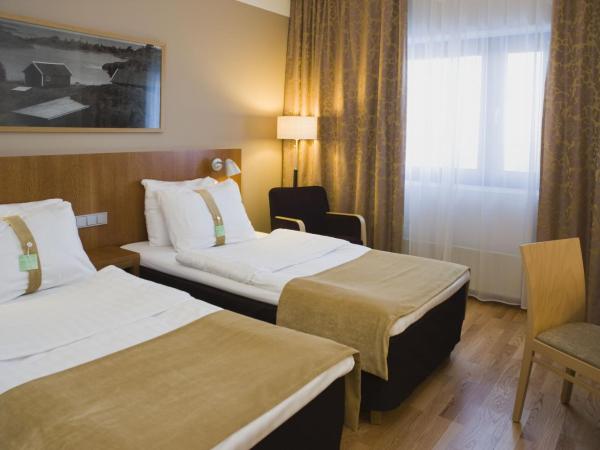 Holiday Inn Helsinki-Vantaa Airport, an IHG Hotel : photo 3 de la chambre chambre lits jumeaux