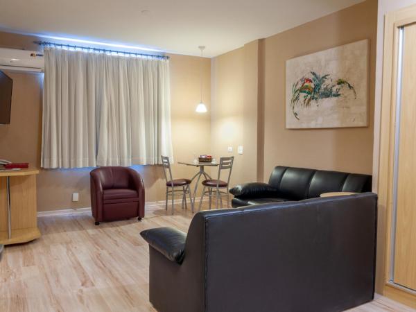 SJ Executive - San Juan Curitiba : photo 2 de la chambre suite