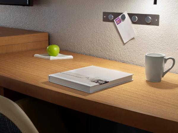 Hyatt Place Tucson Central : photo 8 de la chambre chambre lit king-size avec canapé-lit