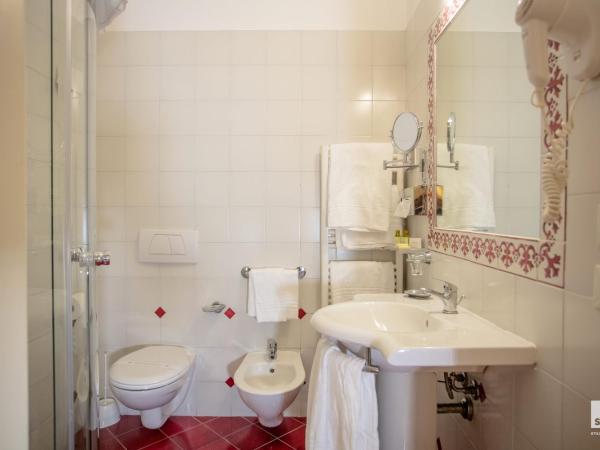 Hotel Alessandro Della Spina : photo 4 de la chambre chambre triple