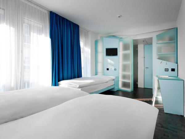 Hotel Cristal Design : photo 2 de la chambre chambre triple