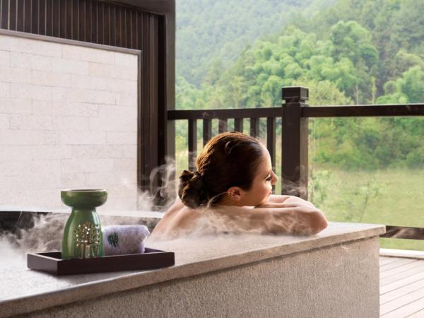 Banyan Tree Chongqing Beibei : photo 2 de la chambre retraite lit king-size hot spring