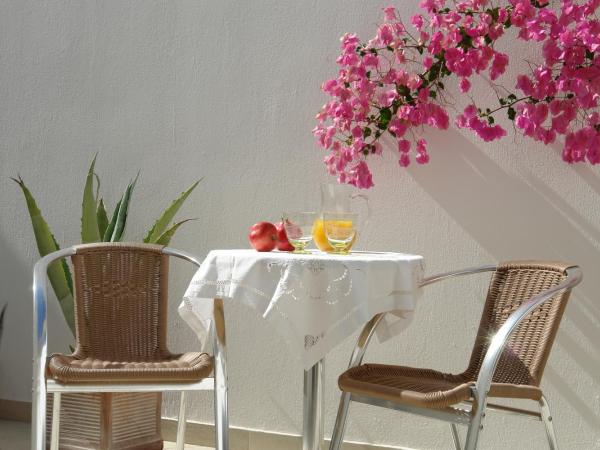 Aressana Spa Hotel & Suites - Small Luxury Hotels of the World : photo 8 de la chambre chambre double - rez de jardin