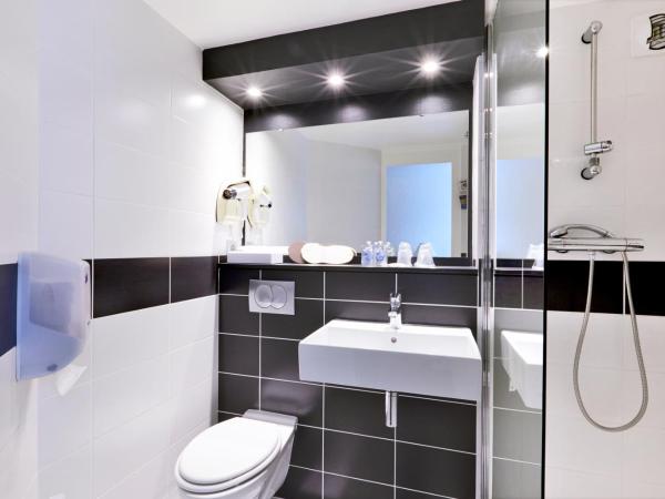 Kyriad Hotel Laval : photo 4 de la chambre chambre double