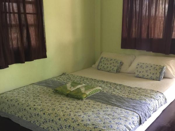 Janina resort Koh chang : photo 4 de la chambre chambre double - vue sur jardin