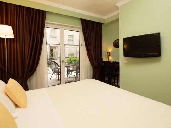 Hotel Patavium : photo 8 de la chambre chambre lit king-size confort avec terrasse