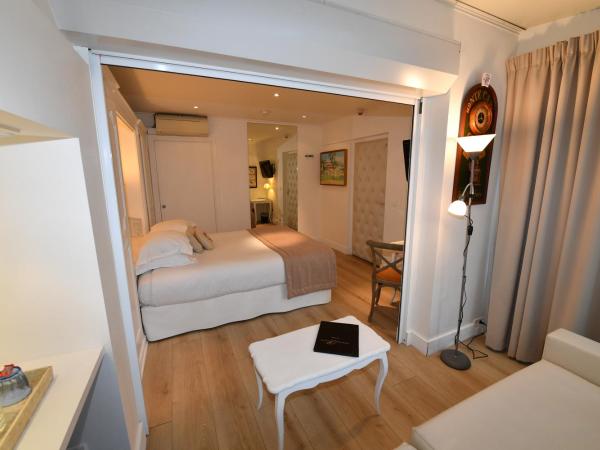 Hôtel de Provence : photo 9 de la chambre chambre familiale - rez-de-chaussée