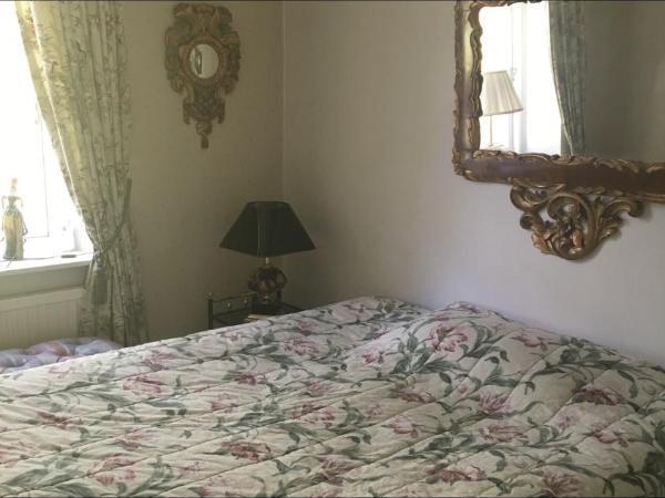 Villa Elena : photo 1 de la chambre suite - vue sur jardin