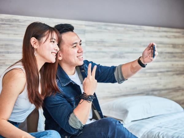 ibis budget Singapore Crystal : photo 4 de la chambre chambre triple deluxe avec 1 lit double et 1 lit simple