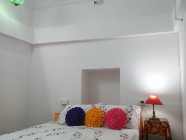 Mohan Villa Guest House : photo 1 de la chambre chambre double Économique