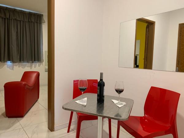 Motel Sky (Adults Only) : photo 2 de la chambre chambre double deluxe avec douche