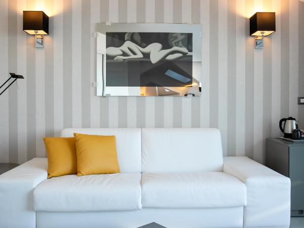 Hotel Mariver : photo 6 de la chambre suite - vue sur mer