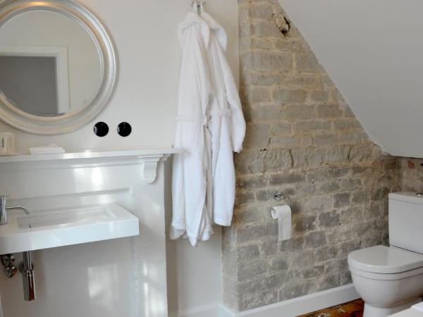 Guesthouse Bernardin : photo 7 de la chambre chambre double standard avec baignoire