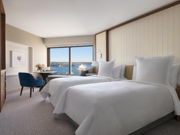 Four Seasons Hotel Sydney : photo 4 de la chambre chambre lits jumeaux deluxe - vue panoramique sur port