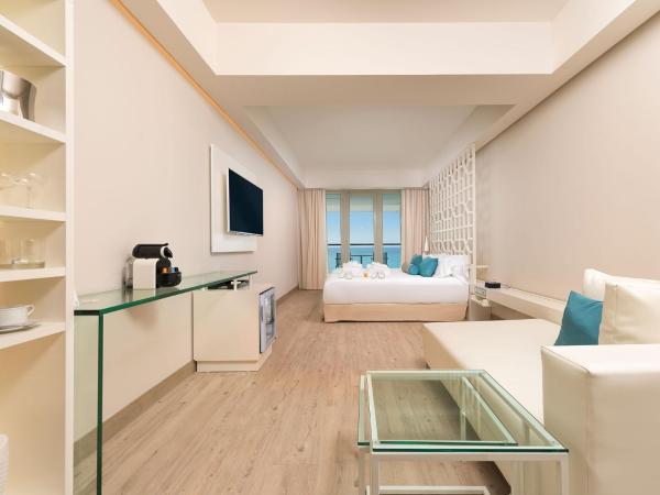 Amàre Beach Hotel Marbella - Adults Only Recommended : photo 2 de la chambre chambre double ou lits jumeaux the one oh la lá - vue sur mer