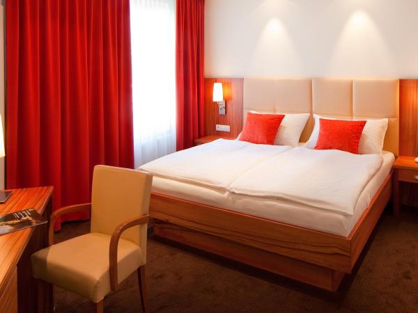 Strandhotel Alte Donau : photo 2 de la chambre chambre double standard