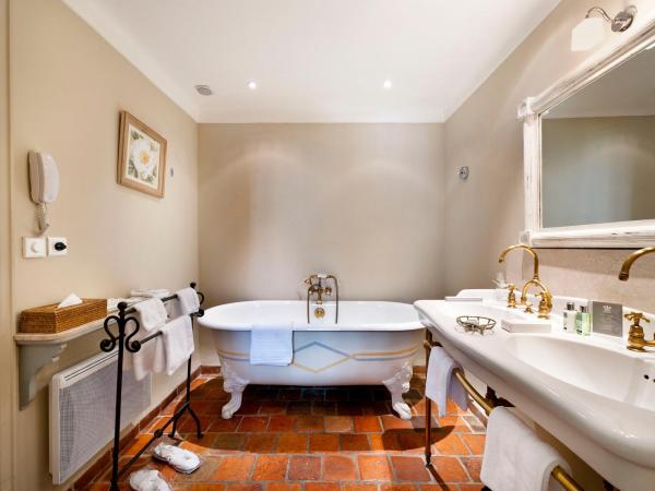 Bastide Saint Antoine - Relais & Châteaux : photo 5 de la chambre chambre deluxe double ou lits jumeaux