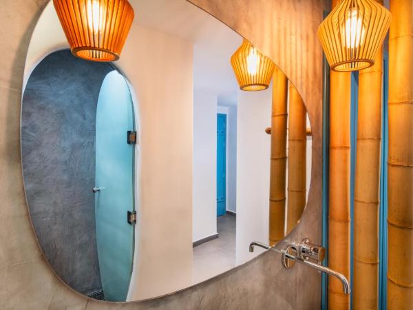 Evgenia Villas & Suites by Calm Collection : photo 6 de la chambre suite 2 chambres avec jacuzzi style cave