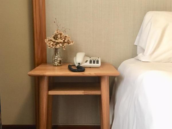 Hotel Crunia I A Coruña : photo 5 de la chambre chambre double ou lits jumeaux