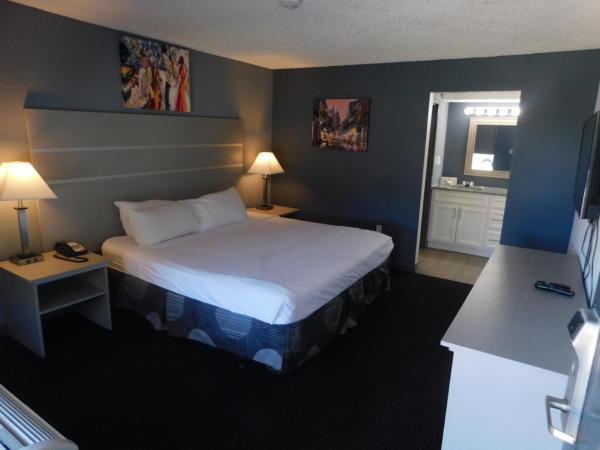 Ramada by Wyndham New Orleans : photo 3 de la chambre chambre lit king-size - non-fumeurs