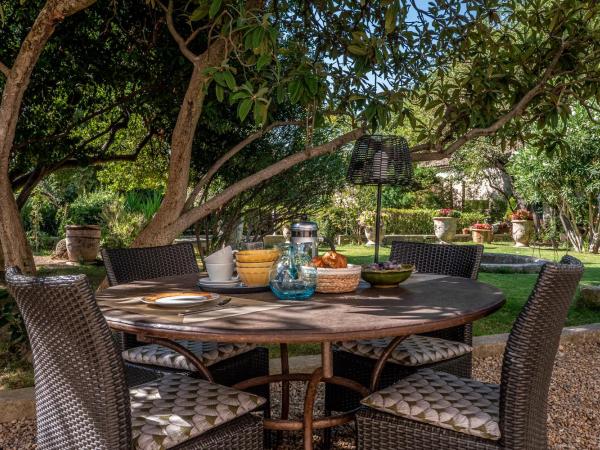 Mas d'Escattes : photo 4 de la chambre appartement - rez-de-chaussée