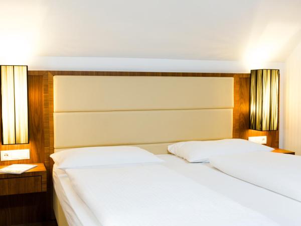 Hotel Kapeller Innsbruck : photo 2 de la chambre chambre double standard