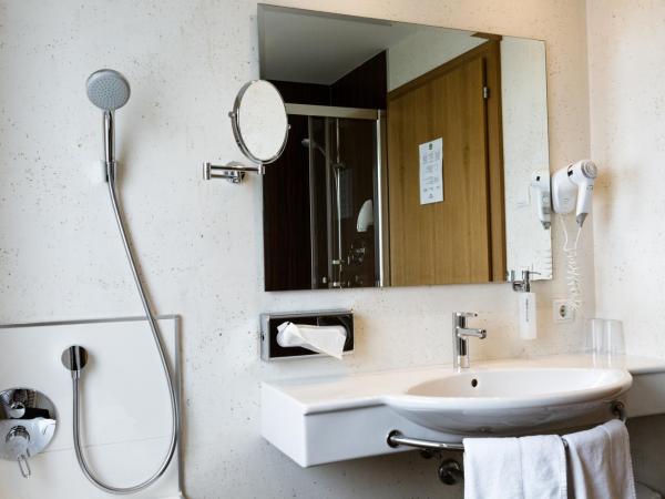 Hotel Kapeller Innsbruck : photo 6 de la chambre chambre double standard