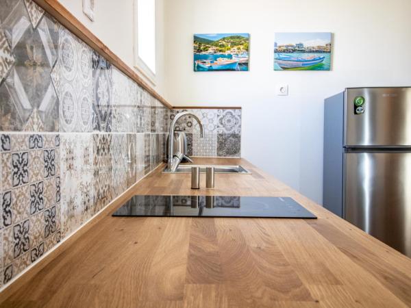 Levkosh Apartments at Lefkada's Heart : photo 3 de la chambre appartement avec balcon