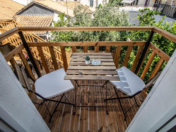 Levkosh Apartments at Lefkada's Heart : photo 4 de la chambre appartement avec balcon