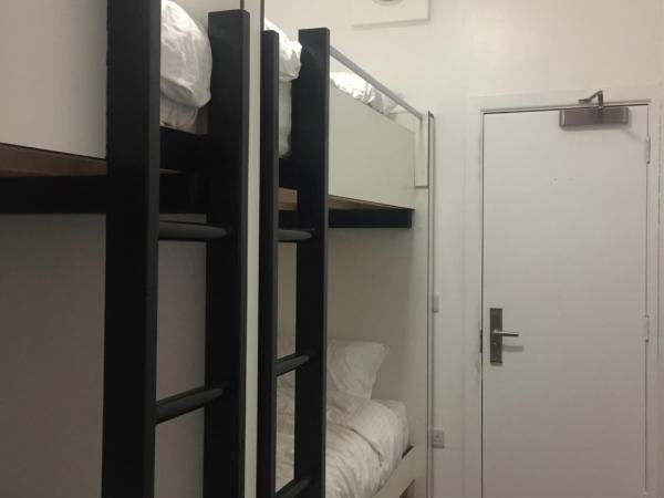 Rahman Hostel : photo 2 de la chambre lit dans dortoir mixte de 4 lits